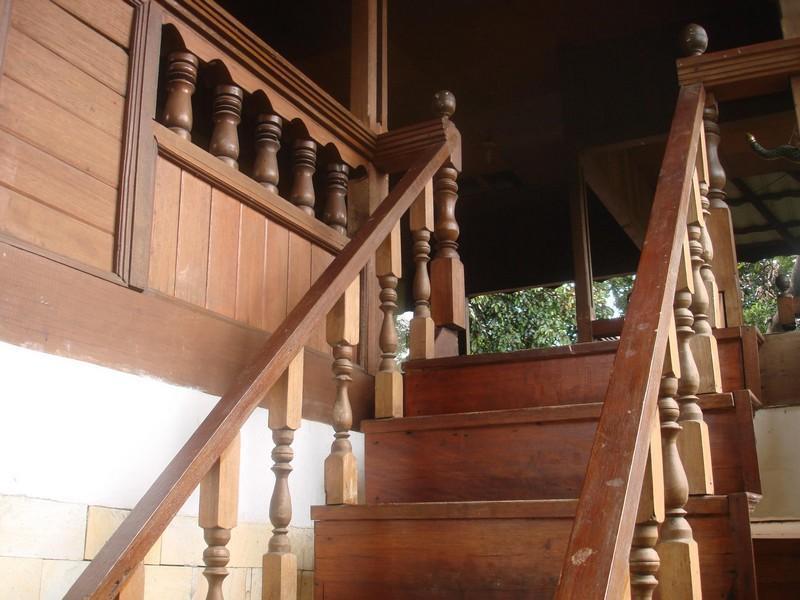 RedDoorz Hostel @ Dago 2 Bandung Buitenkant foto