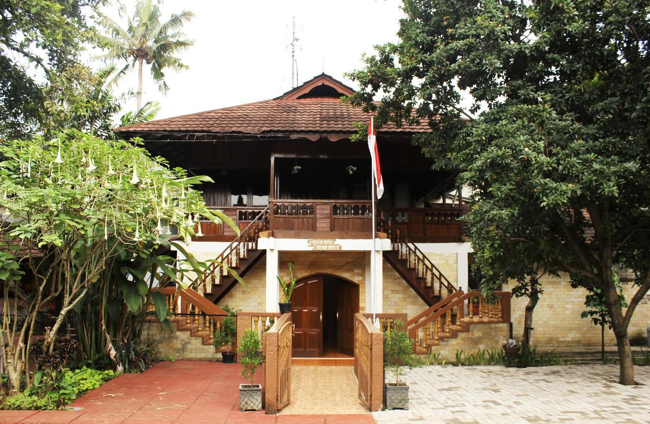 RedDoorz Hostel @ Dago 2 Bandung Buitenkant foto