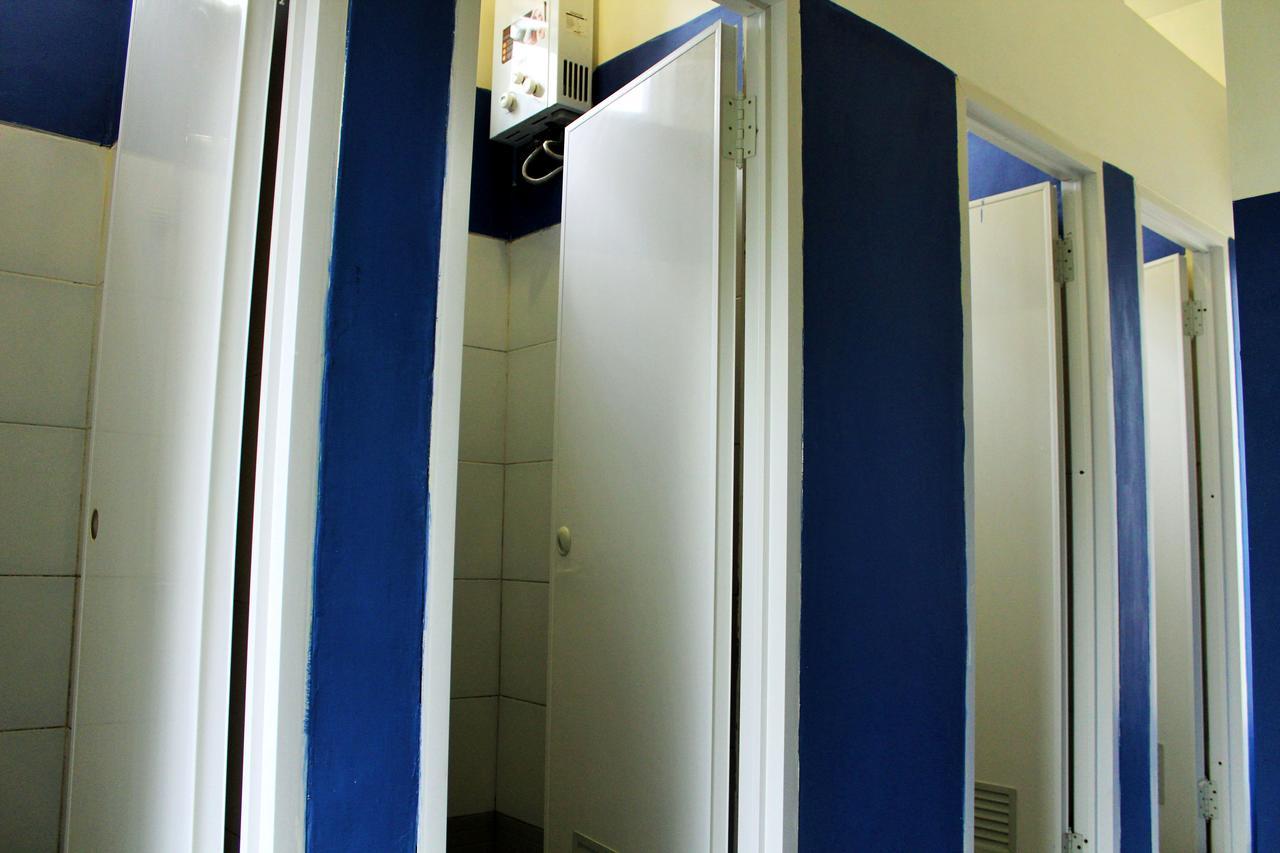 RedDoorz Hostel @ Dago 2 Bandung Buitenkant foto